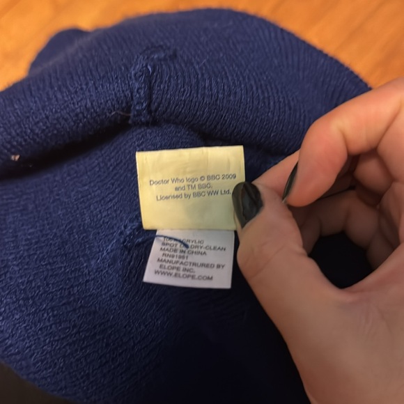 Dr. Who Tardis hat - Picture 3 of 3